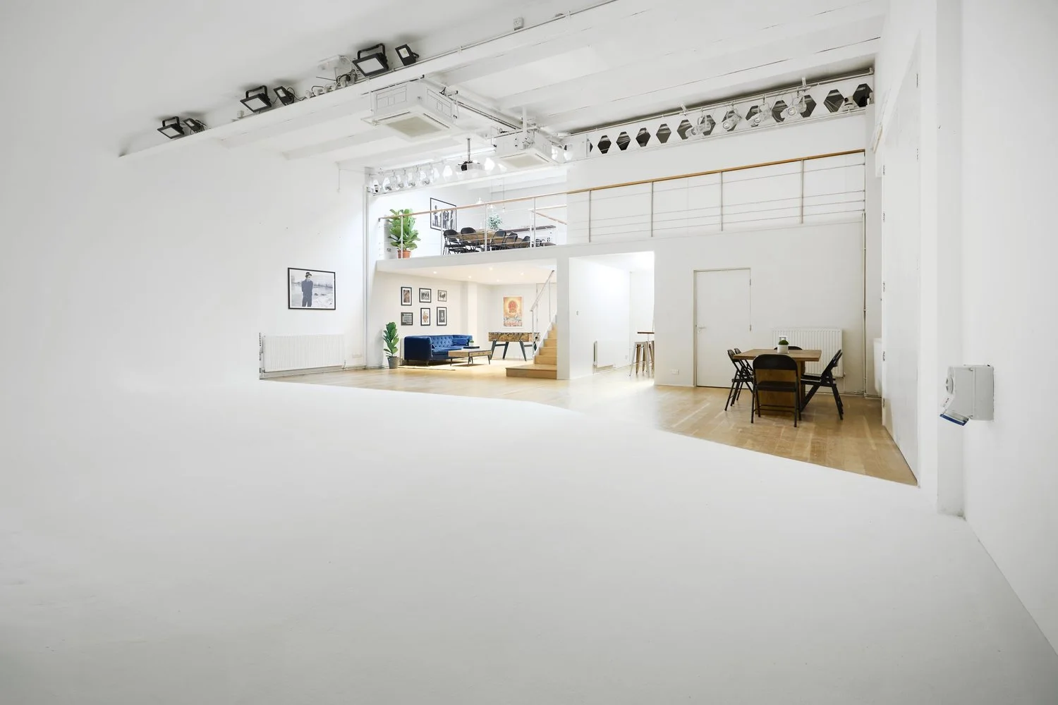 Studio 1 white cove and spacious oak floor